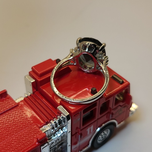 Silver ring - Picture 4 of 4